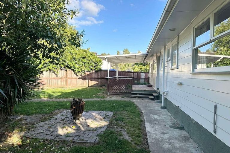 Photo of property in 28 Fairdale Avenue, Red Hill, Papakura, 2110