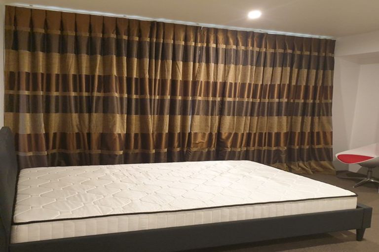 Photo of property in Sirocco Apartments, 610/8 Church Street, Wellington Central, Wellington, 6011