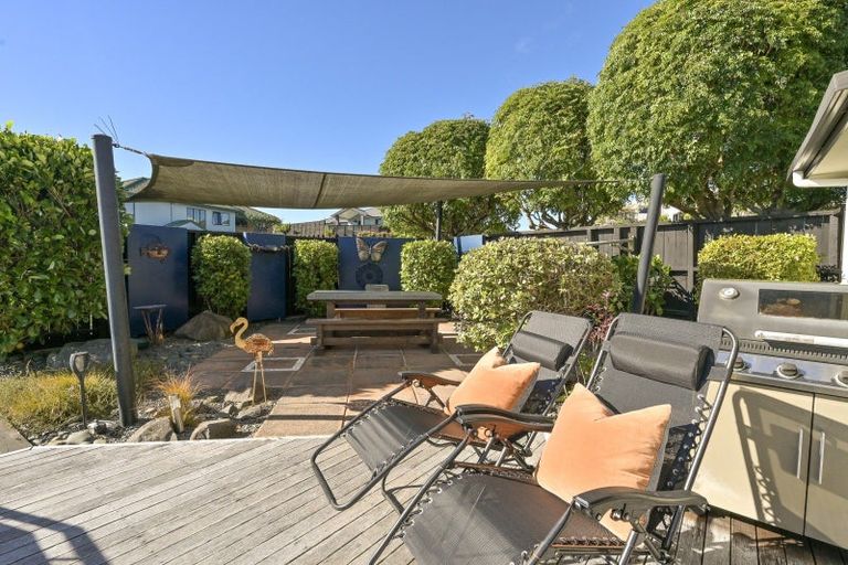 Photo of property in 29 Downing Place, Welcome Bay, Tauranga, 3112