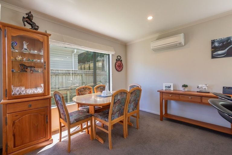 Photo of property in 3c Duncan Street, Tawa, Wellington, 5028