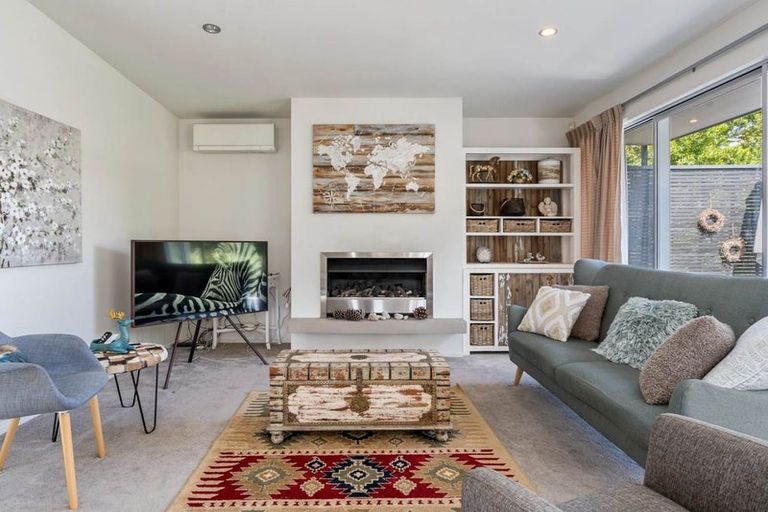 Photo of property in 9 Kahikatea Close, Campbells Bay, Auckland, 0630