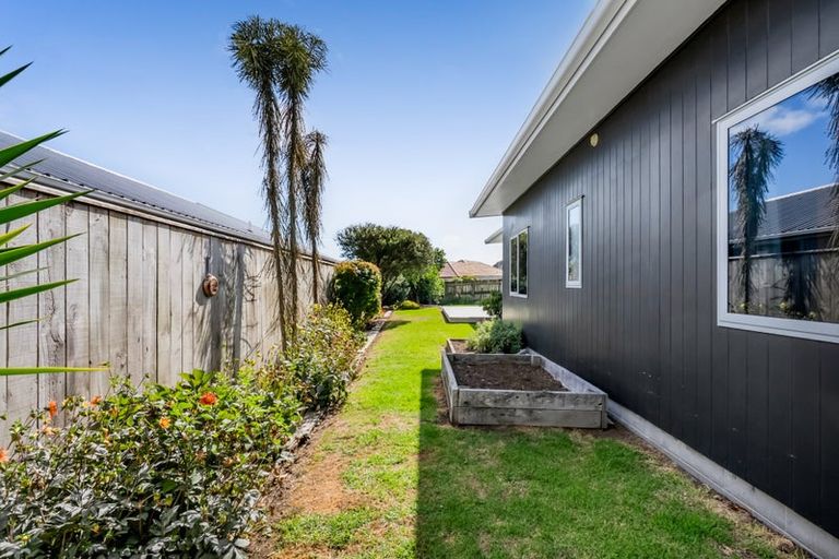 Photo of property in 4 Coby Sydney Drive, Bell Block, New Plymouth, 4312