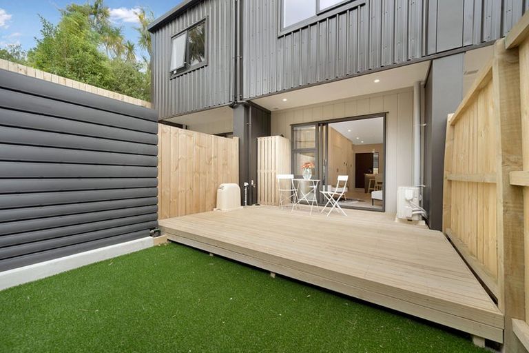 Photo of property in 9/52 Newington Road, Henderson, Auckland, 0612