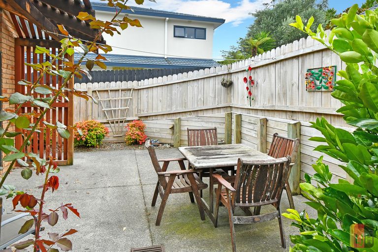 Photo of property in 7 Wairere Road, The Gardens, Auckland, 2105