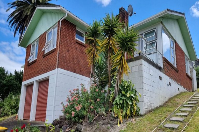 Photo of property in 44 Compton Street, Hillcrest, Auckland, 0627