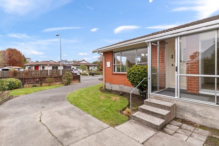 Photo of property in 1 Mallett Place, Halswell, Christchurch, 8025