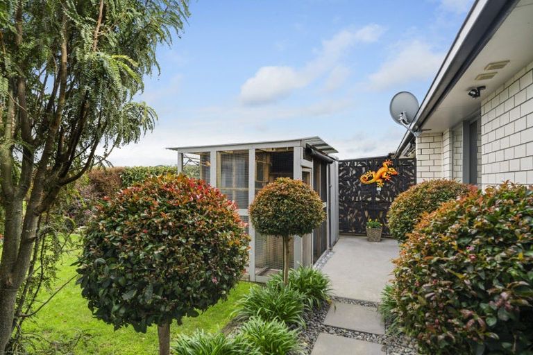 Photo of property in Waterview Estate, 26/4 Greystone Place, Omokoroa, 3114