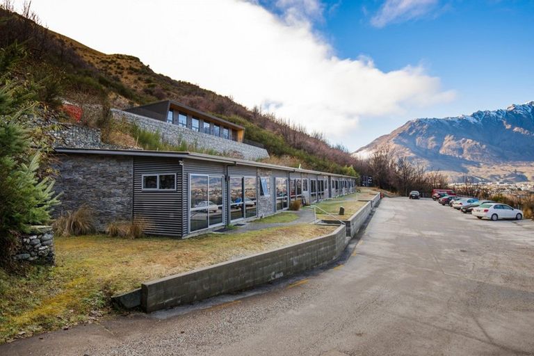Photo of property in 10/66 Marina Drive, Frankton, Queenstown, 9300