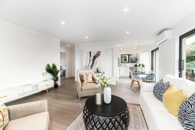 Photo of property in 1/40 Matuhi Rise, Henderson, Auckland, 0612