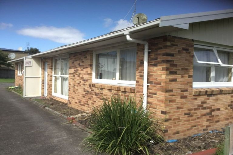 Photo of property in 2/68 Rosella Road, Mangere East, Auckland, 2024