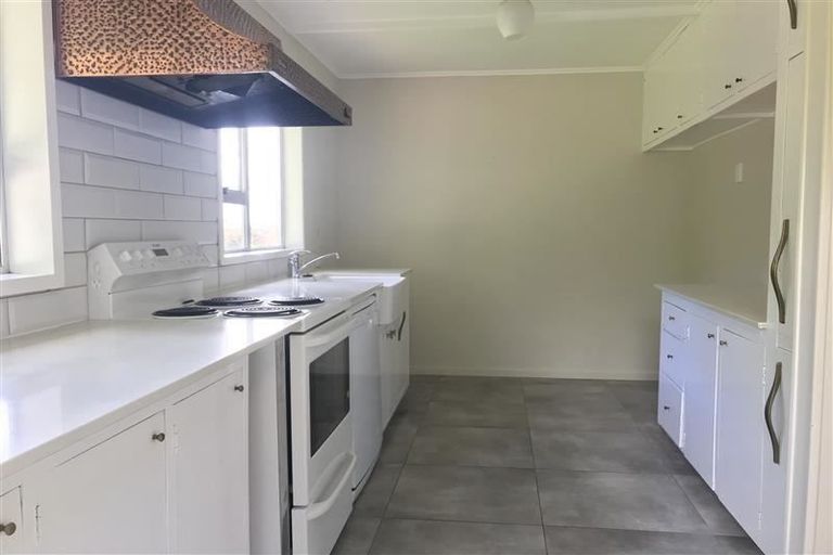 Photo of property in 20 Trig Road, West Harbour, Auckland, 0618