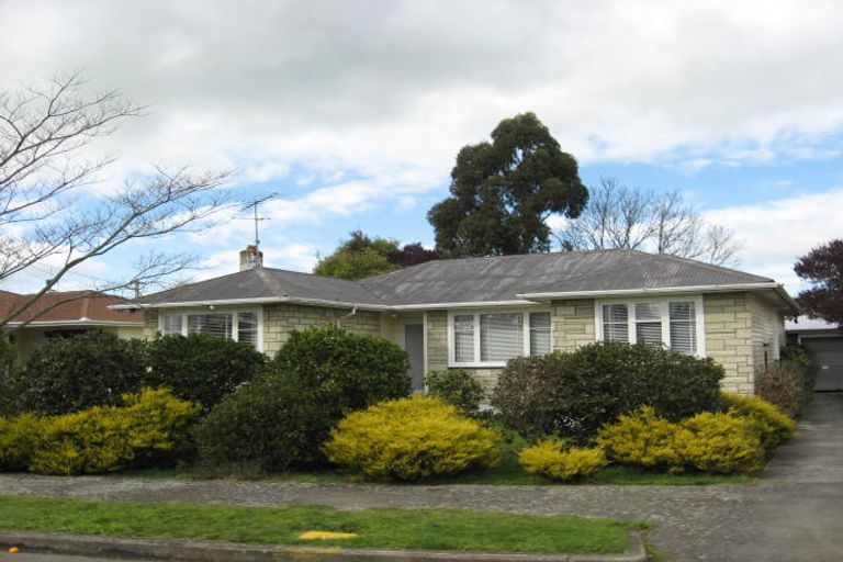 Photo of property in 74 Iorns Street, Masterton, 5810
