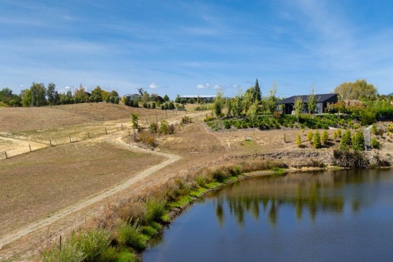 Photo of property in 10 Kohuhu Lane, Redwood Valley, 7081