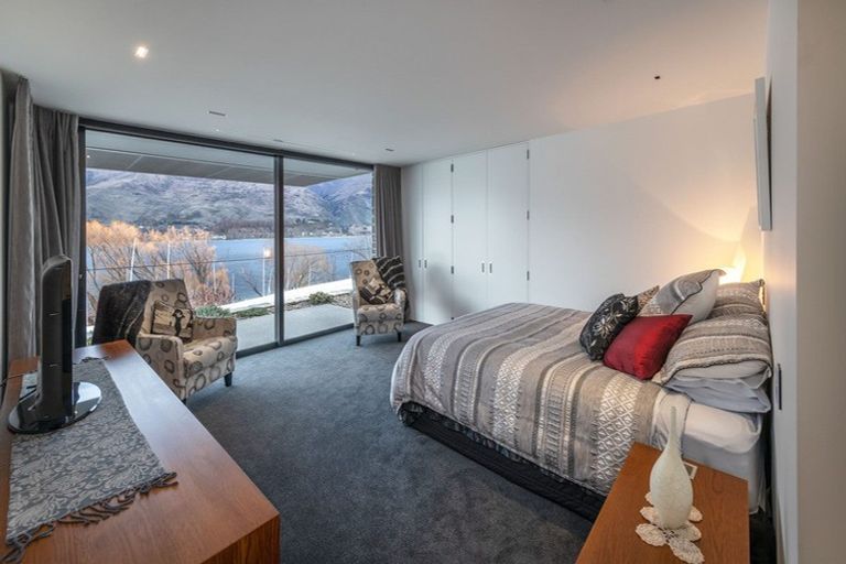 Photo of property in 4 Bay Rise, Wanaka, 9305