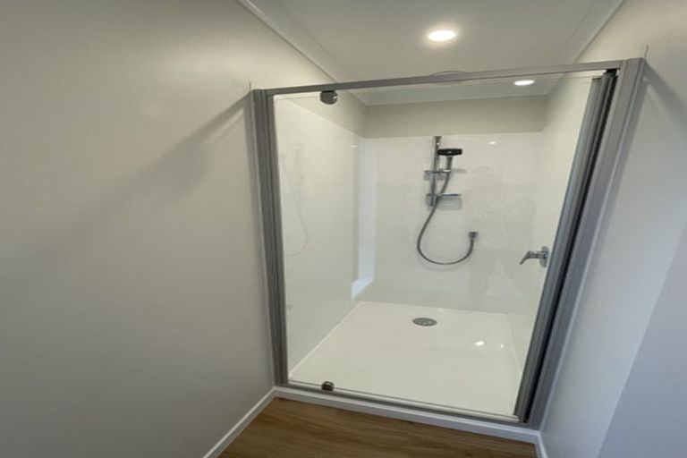 Photo of property in 17 Raeble Walkington Lane, Wallaceville, Upper Hutt, 5018