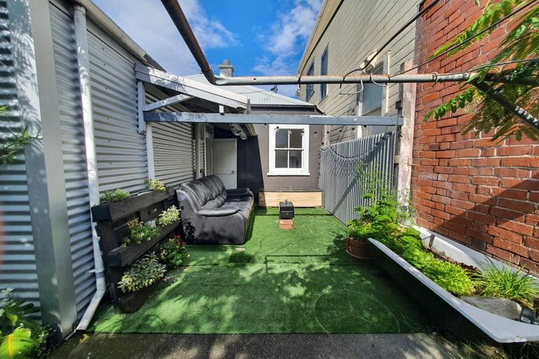 Photo of property in 337 Marine Parade, Napier South, Napier, 4110