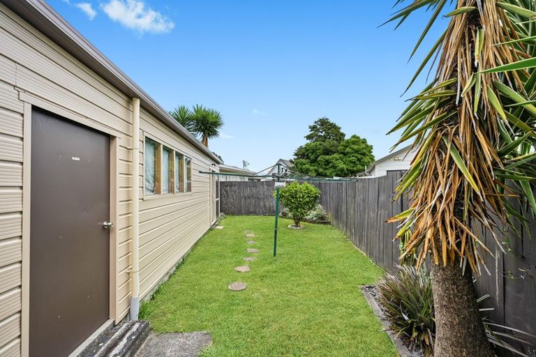 Photo of property in 11 Garland Drive, St Andrews, Hamilton, 3200