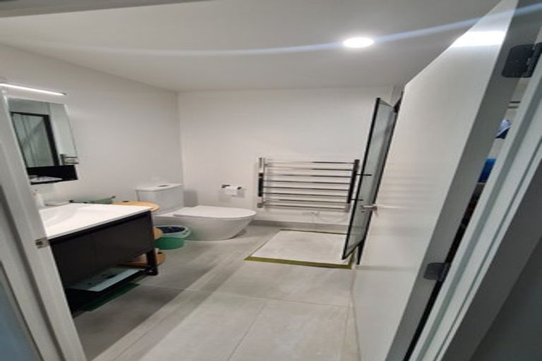 Photo of property in 24 Kotuitui Street, Manukau, Auckland, 2104