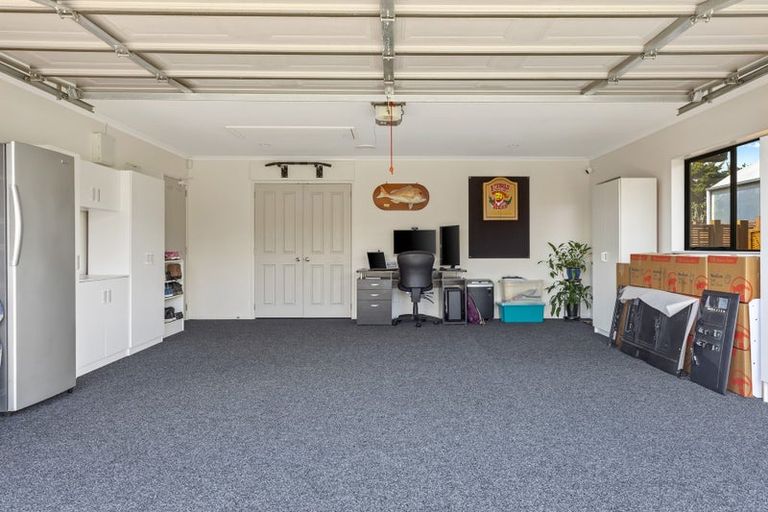 Photo of property in 23 Phoenicia Court, The Gardens, Auckland, 2105