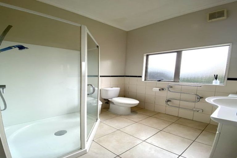 Photo of property in 11 Gold Street, Albany Heights, Auckland, 0632