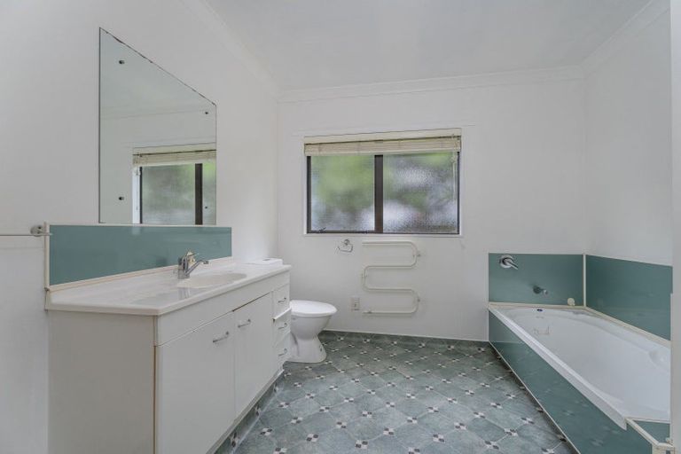 Photo of property in 24 Springbok Avenue, Whitianga, 3510