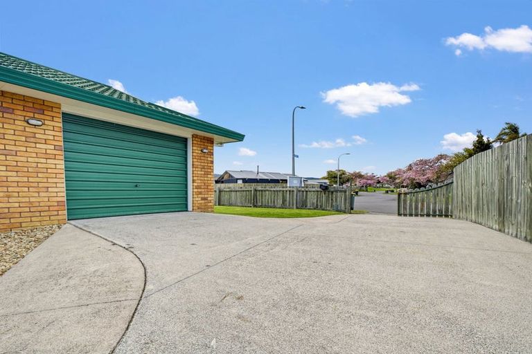 Photo of property in 17 Mansfield Road, Owhata, Rotorua, 3010