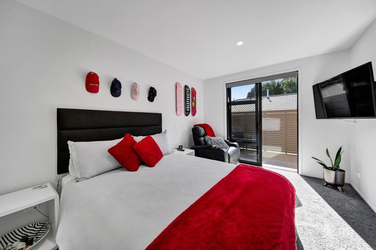 Photo of property in 57 Brooklands Road, Brooklands, New Plymouth, 4310