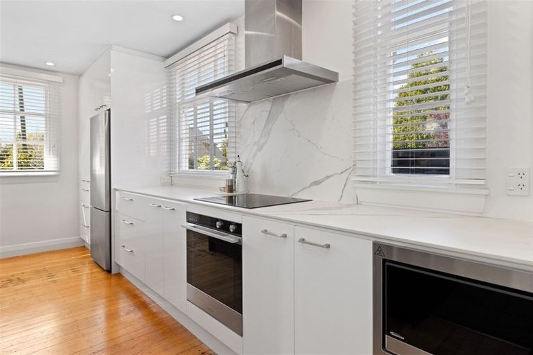 Photo of property in 27 Clifford Avenue, Merivale, Christchurch, 8014