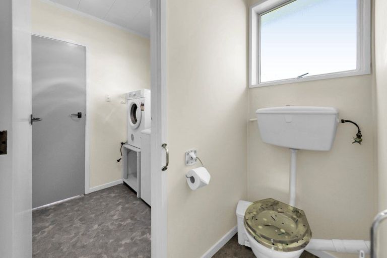 Photo of property in 52 Leslie Street, Waiau, 7332