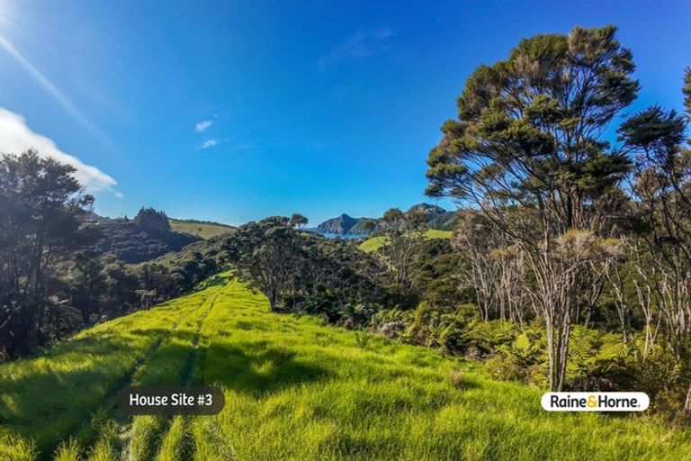 Photo of property in 1032 Taupo Bay Road, Taupo Bay, Mangonui, 0494