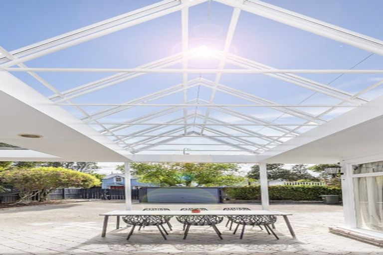 Photo of property in 57a Chaytor Street, Karori, Wellington, 6012