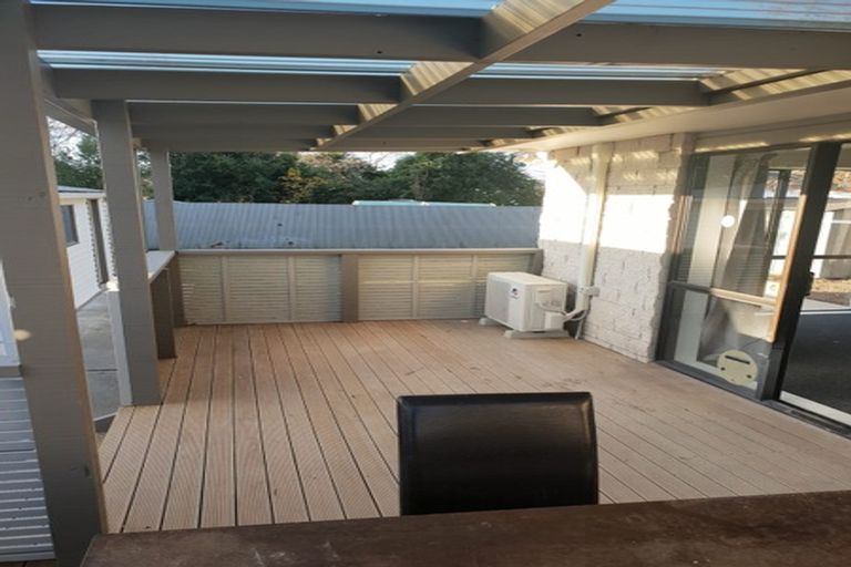 Photo of property in 11 Factory Road, Belfast, Christchurch, 8051