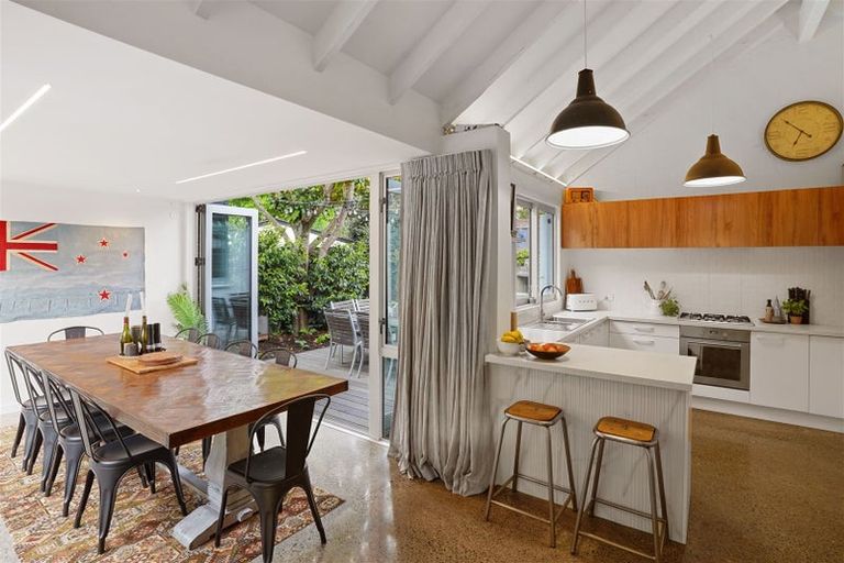 Photo of property in 3 Holmcroft Court, Cracroft, Christchurch, 8022