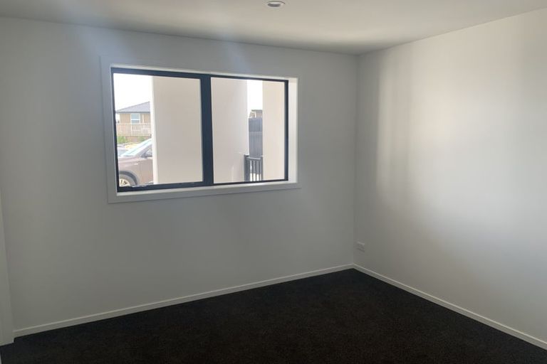 Photo of property in 2/63 Pragma Rise