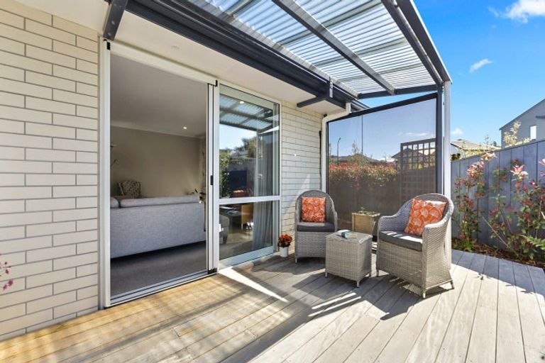 Photo of property in 14 Trevally Place, Snells Beach, 0920