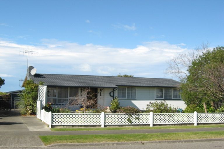 Photo of property in 23 Henley Crescent, Pirimai, Napier, 4112