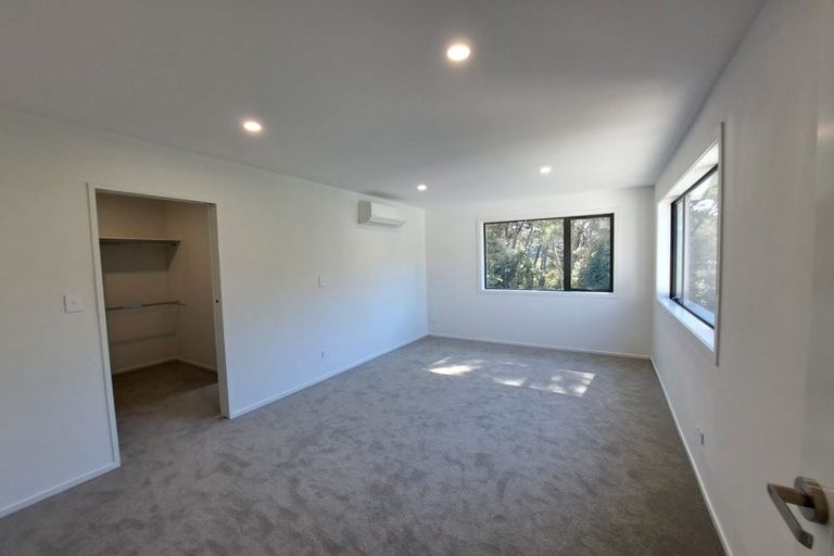 Photo of property in 18c Spinella Drive, Bayview, Auckland, 0629