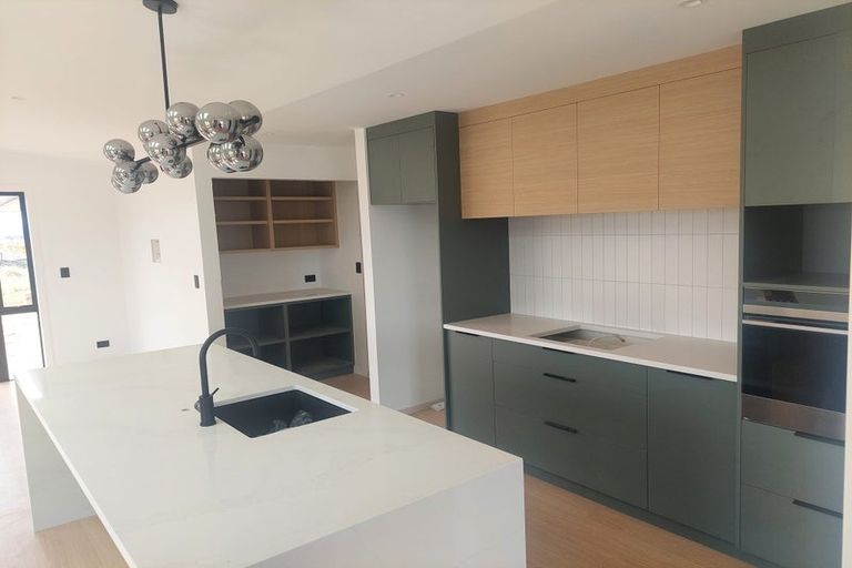 Photo of property in 1559 Waiuku Road, Waiuku, 2681