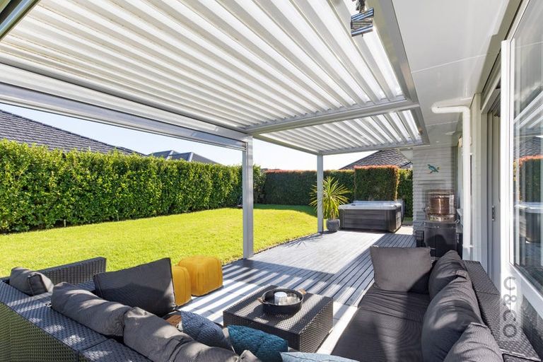 Photo of property in 30 Jelas Drive, Riverhead, 0820