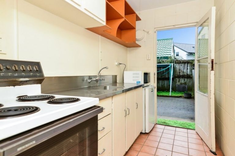 Photo of property in 2/25a Abbotsford Street, Whitiora, Hamilton, 3200