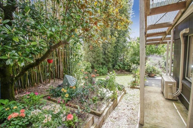 Photo of property in 2/93 Woodglen Road, Glen Eden, Auckland, 0602