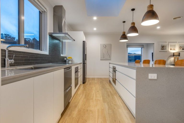 Photo of property in 202 Navigation Drive, Whitby, Porirua, 5024