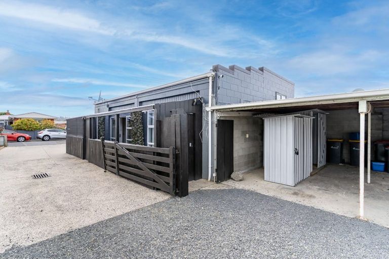 Photo of property in 56 Cutten Street, South Dunedin, Dunedin, 9012