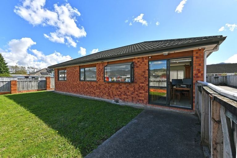 Photo of property in 30 Ararino Street, Trentham, Upper Hutt, 5018