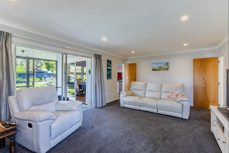 Photo of property in 19 Selwyn Road, Havelock North, 4130