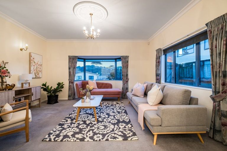 Photo of property in 3 Barque Crescent, Whitby, Porirua, 5024