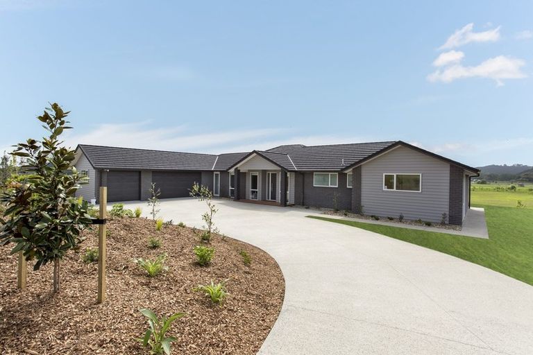 Photo of property in 6 Awatiro Drive, Kaukapakapa, 0871