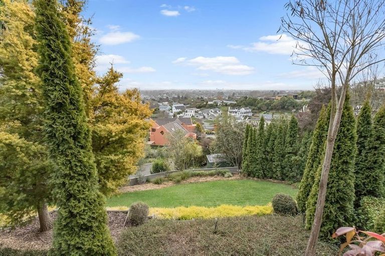 Photo of property in 30 Major Aitken Drive, Huntsbury, Christchurch, 8022