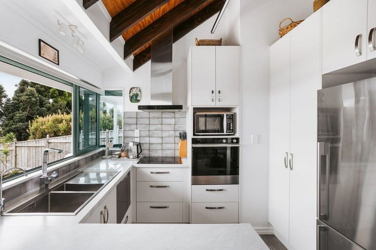 Photo of property in 96a Darraghs Road, Brookfield, Tauranga, 3110