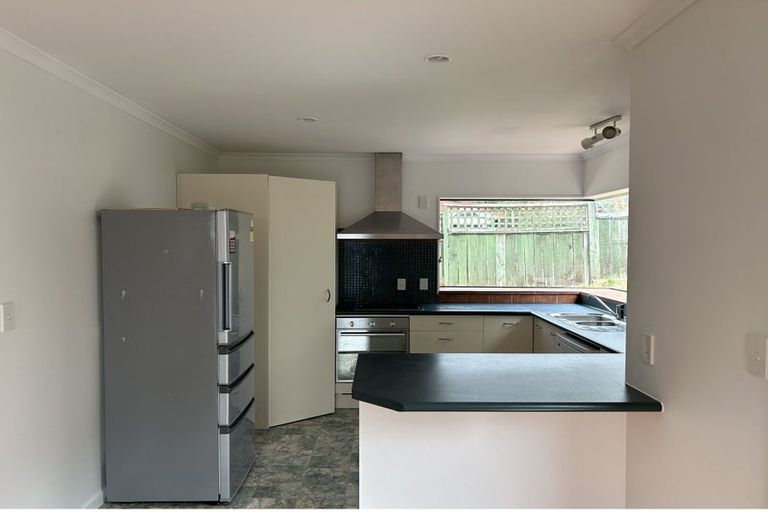 Photo of property in 99 Ashton Fitchett Drive, Brooklyn, Wellington, 6021